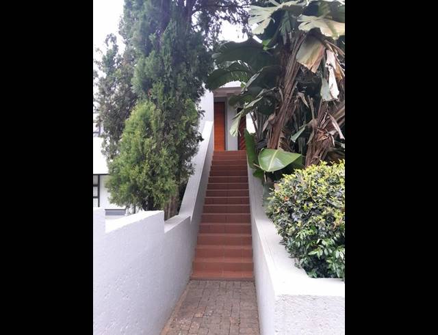 2 BEDROOM APARTMENT FOR SALE IN BASSONIA